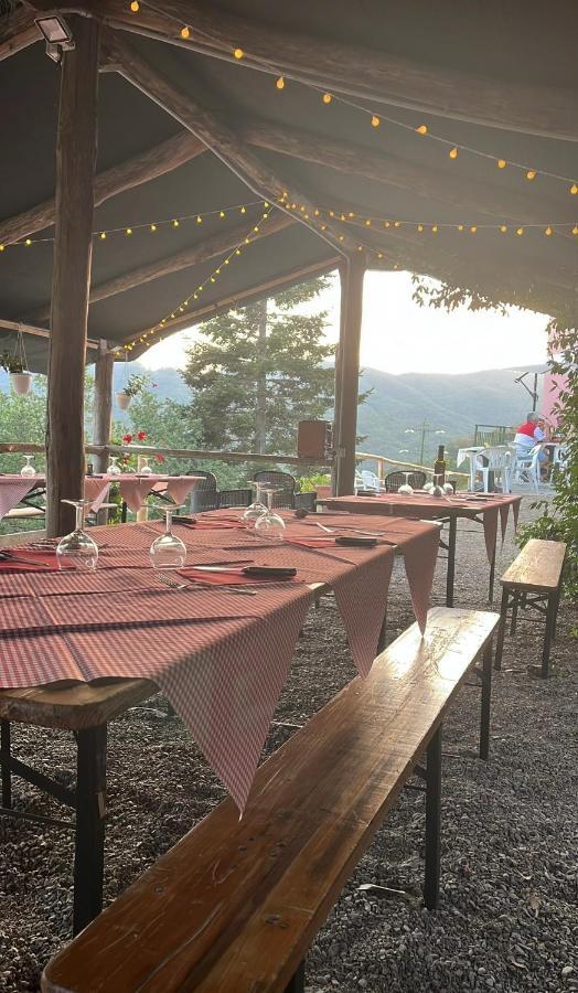 Locanda Agrogallo Carro Eksteriør bilde