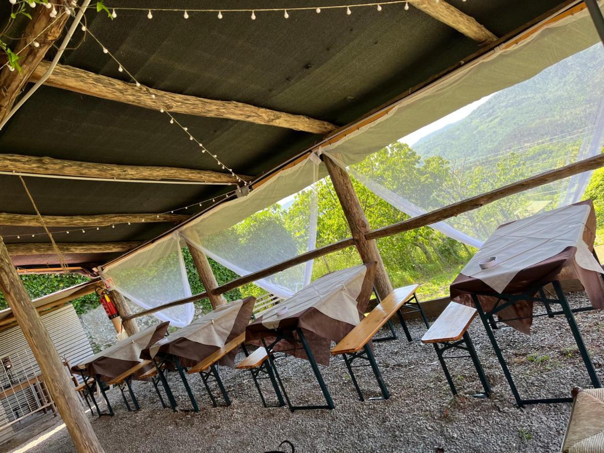 Locanda Agrogallo Carro Eksteriør bilde